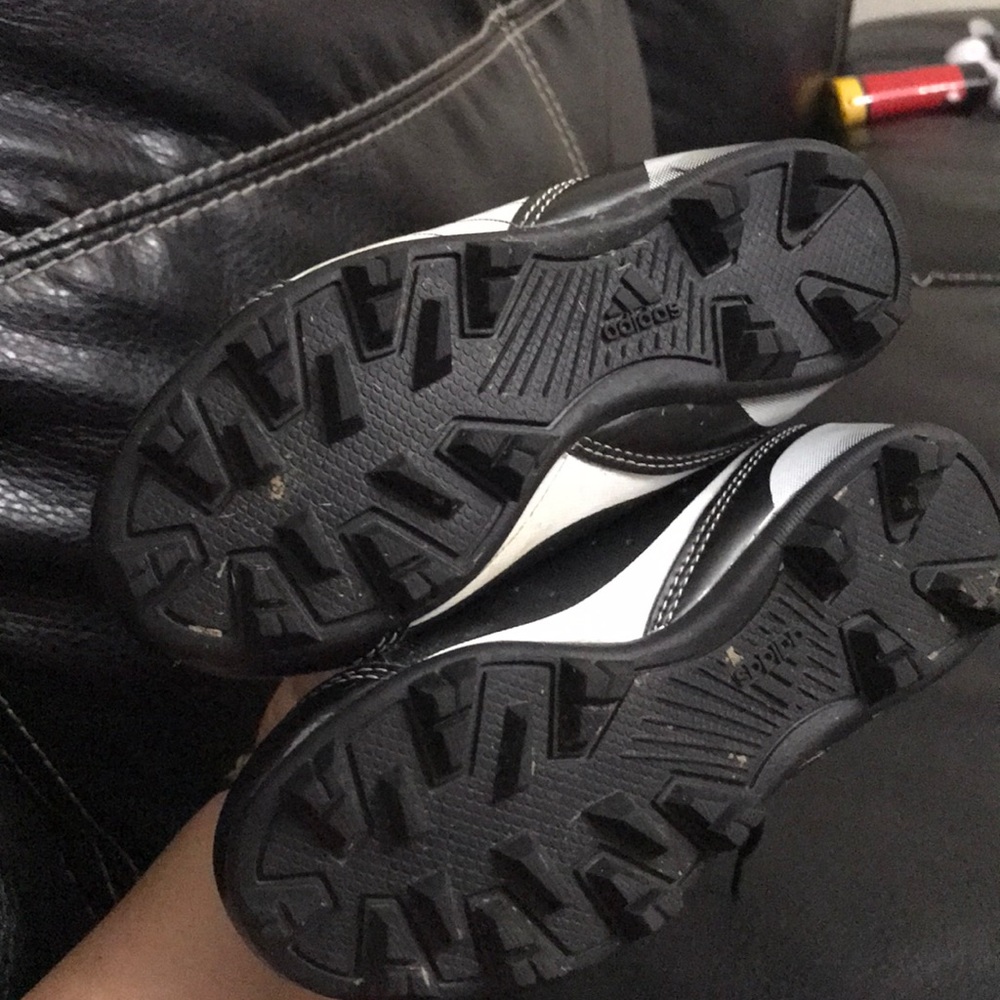 Adidas cleats - Picture 2 of 6